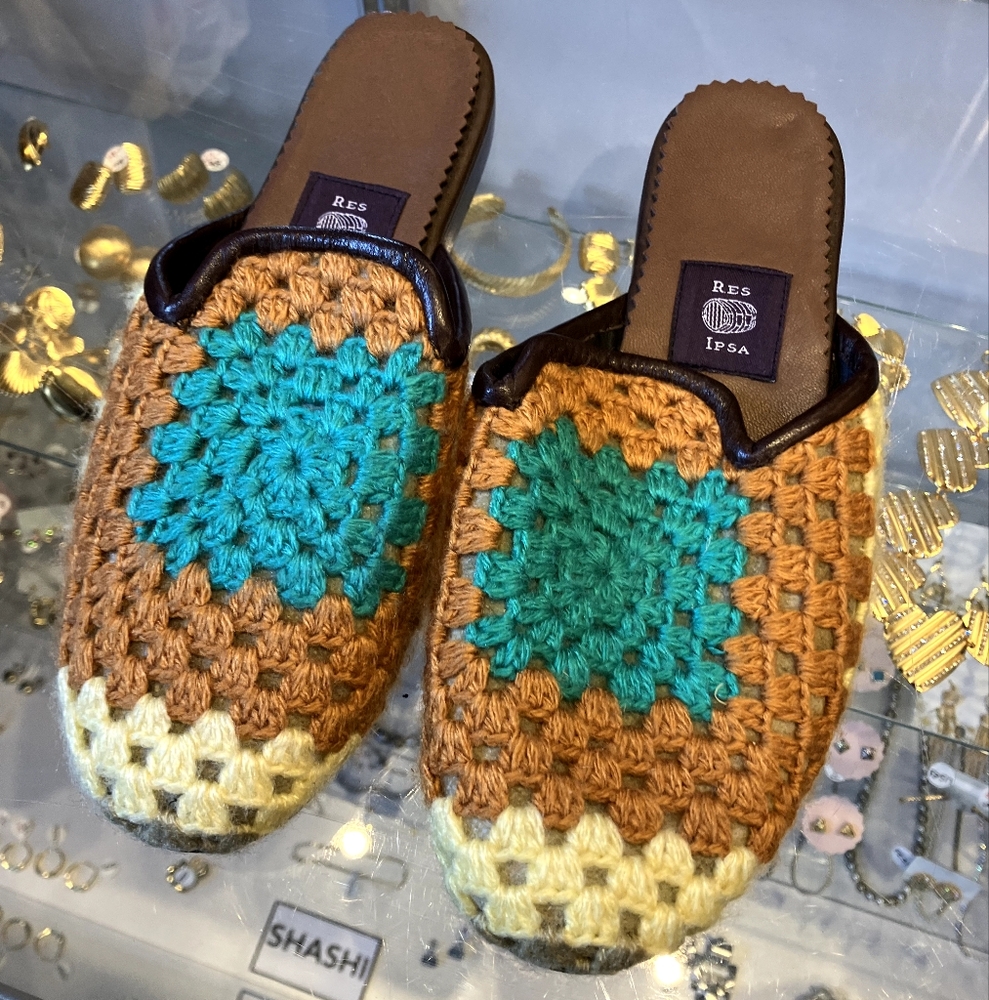 Res Ipsa Crochet Slip-On Shoes